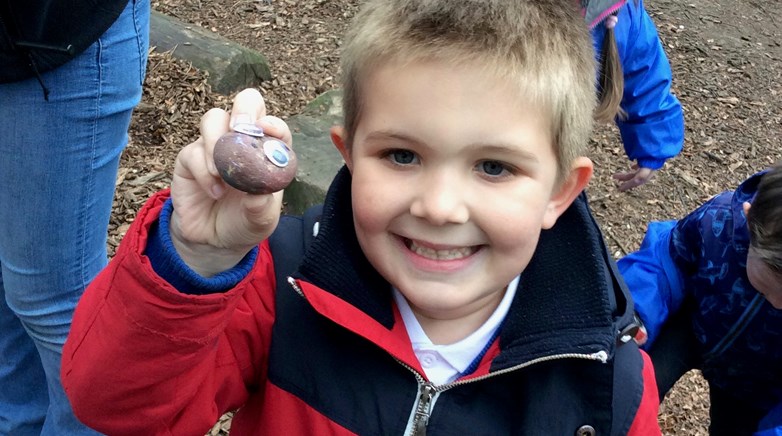 Reception hunt mini beasts again