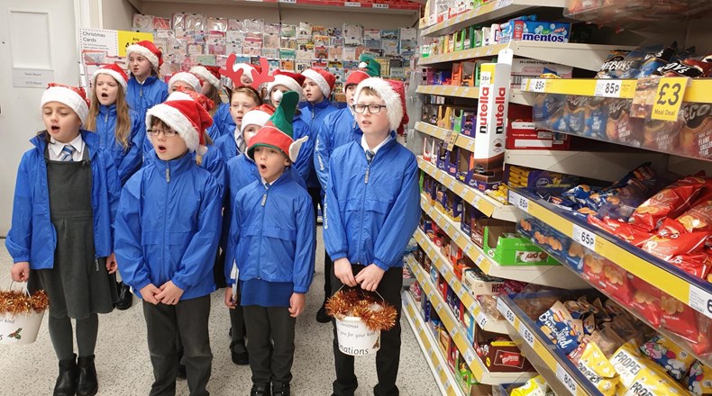 Choir debut Christmas performance